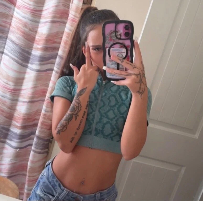 kmoneyyy 🎀🩷's avatar