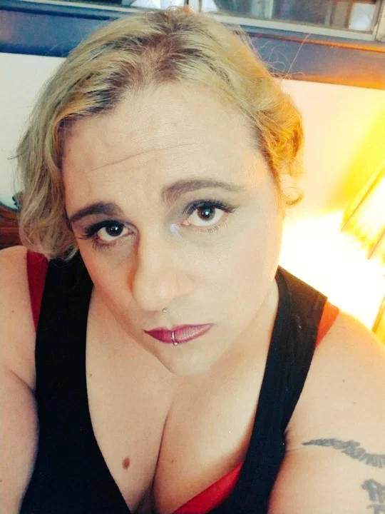 sissy beta