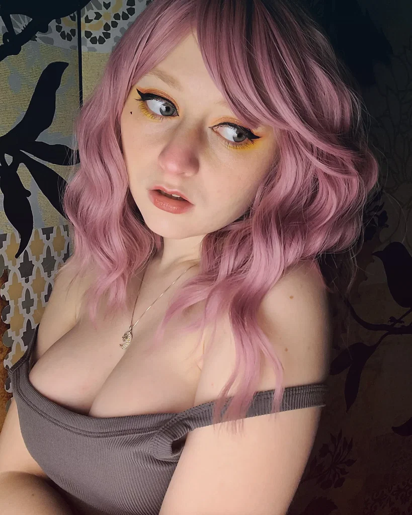 Skyla Starcrest's avatar