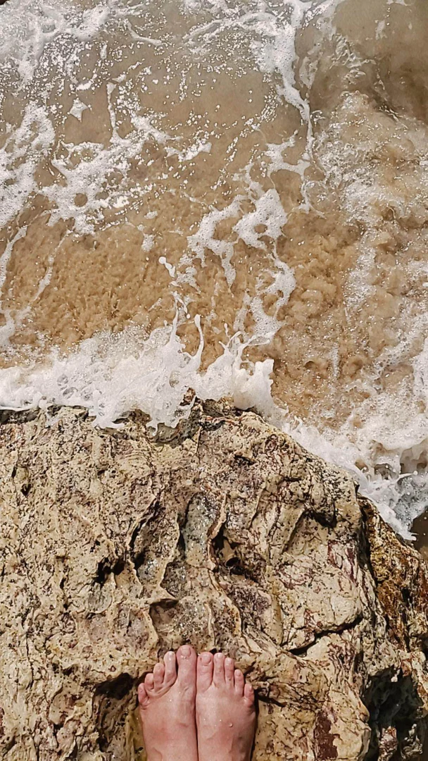 Cute feet ❤👩🦰🦶 profile banner