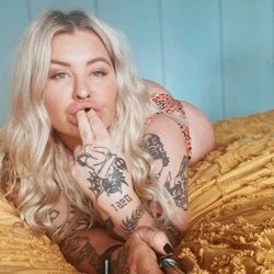 lolabanksloves's avatar