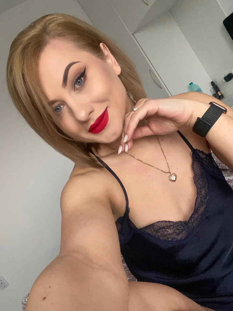 Catwithblueyesk's avatar