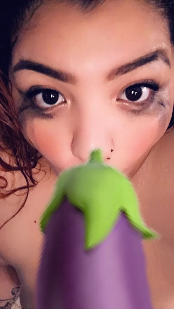 mistress brit 🤍's avatar