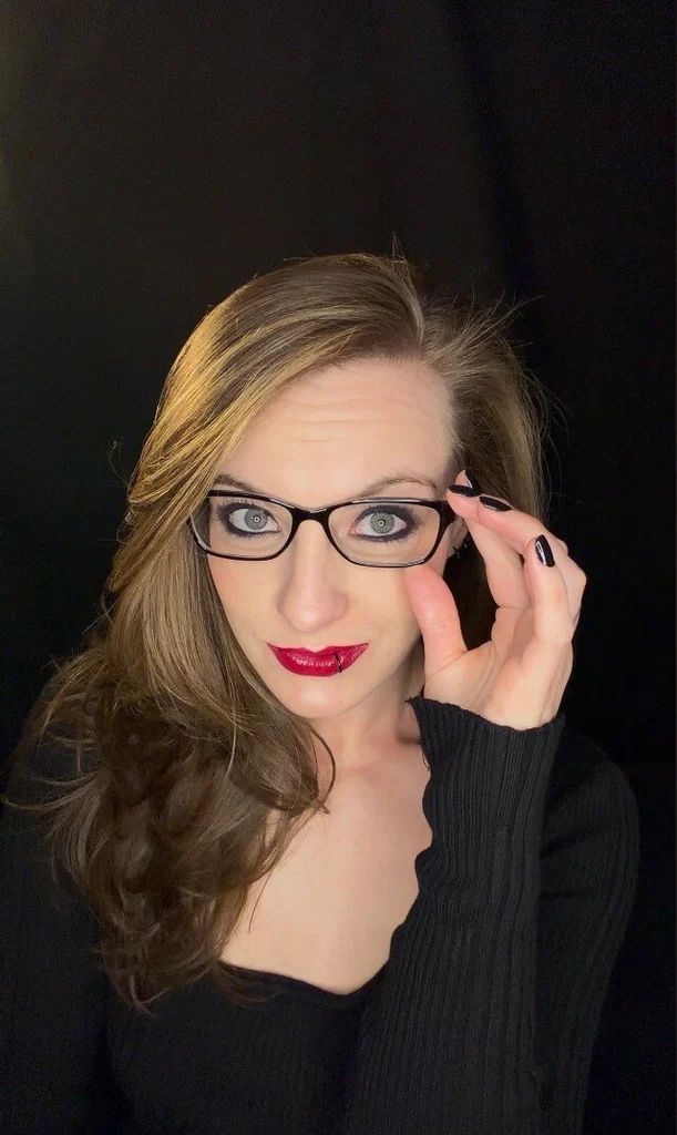 Rose Black's avatar