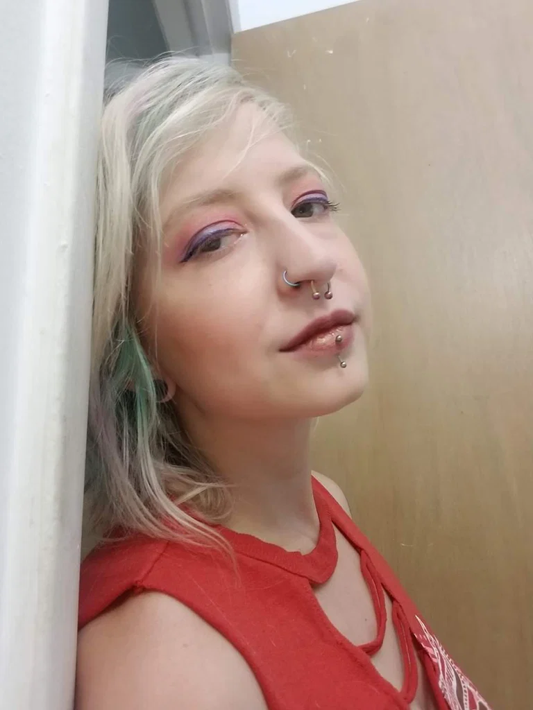 Lacey Darling's avatar