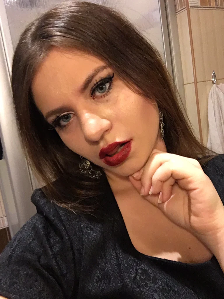 vivian's avatar