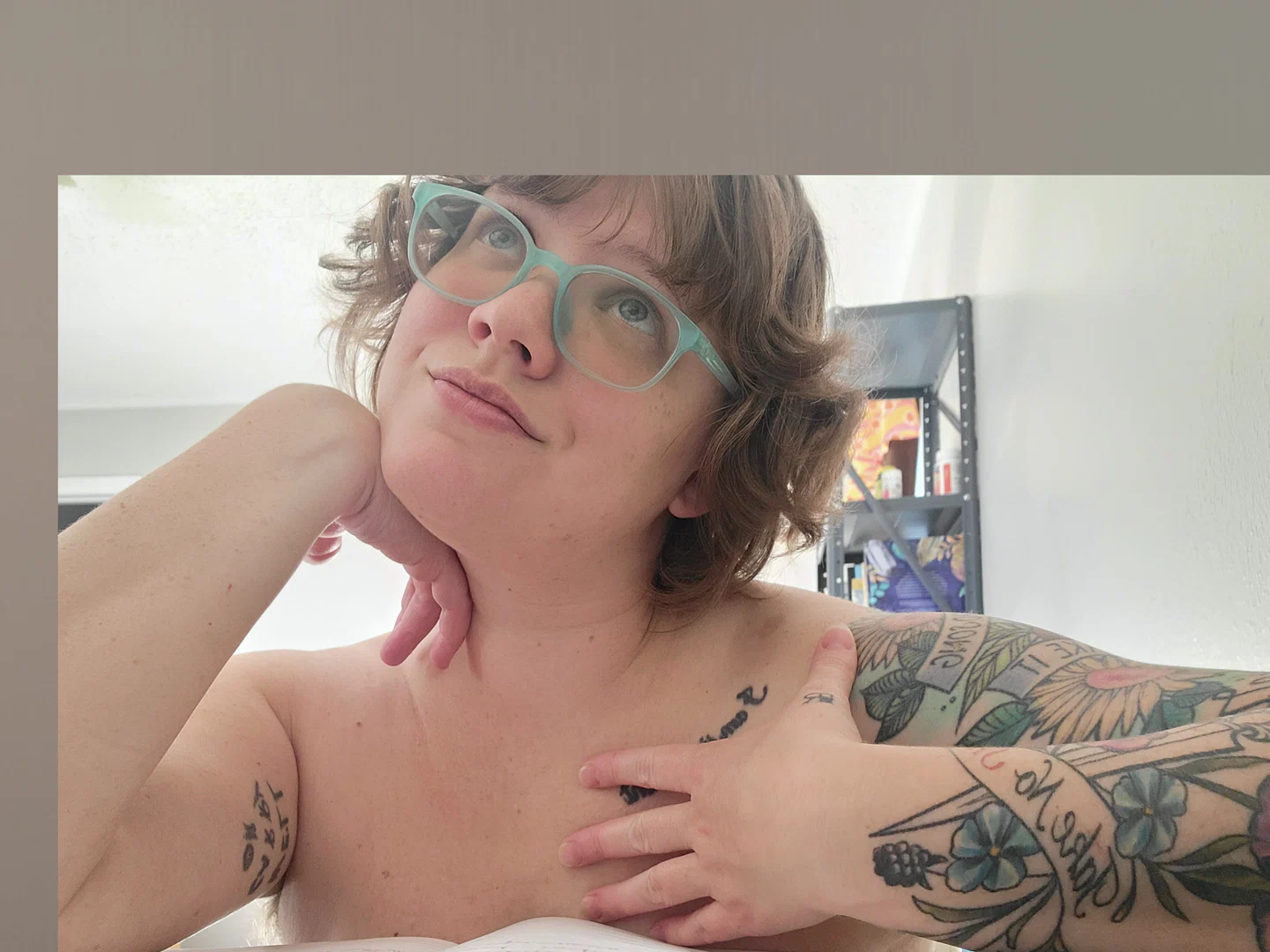 Ivy Vave profile banner