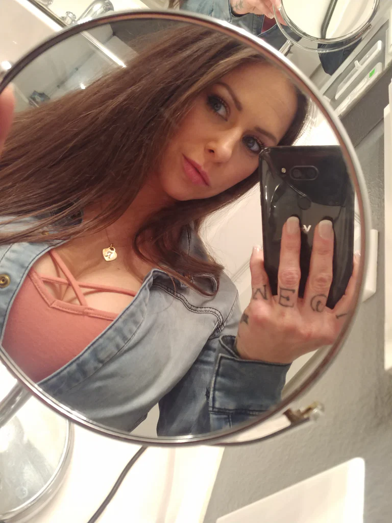 rachel roxxx's avatar