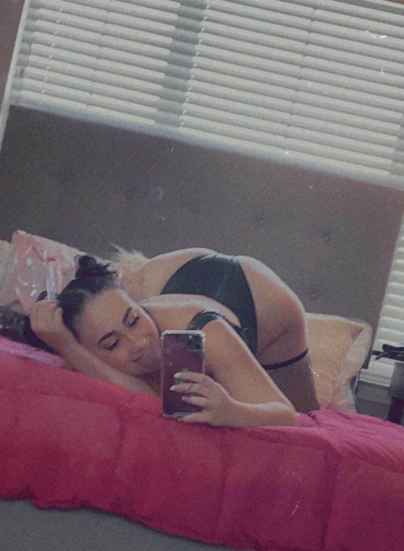 AmberLuxxxe profile banner