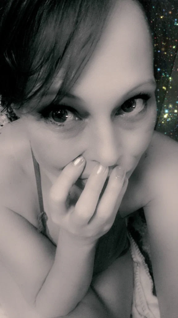 EnchantedVixen's avatar