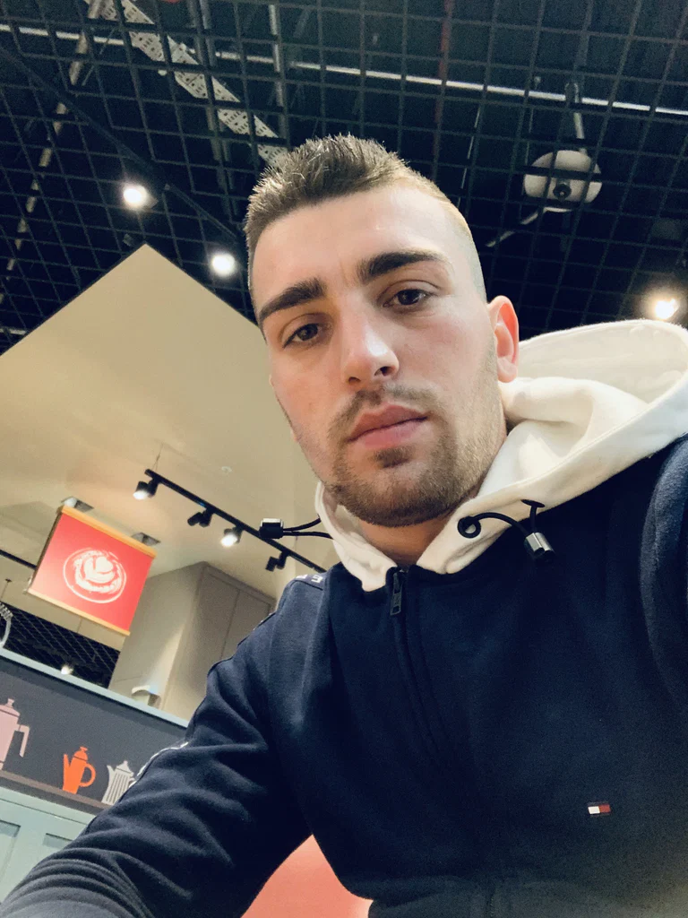 Vladzup's avatar