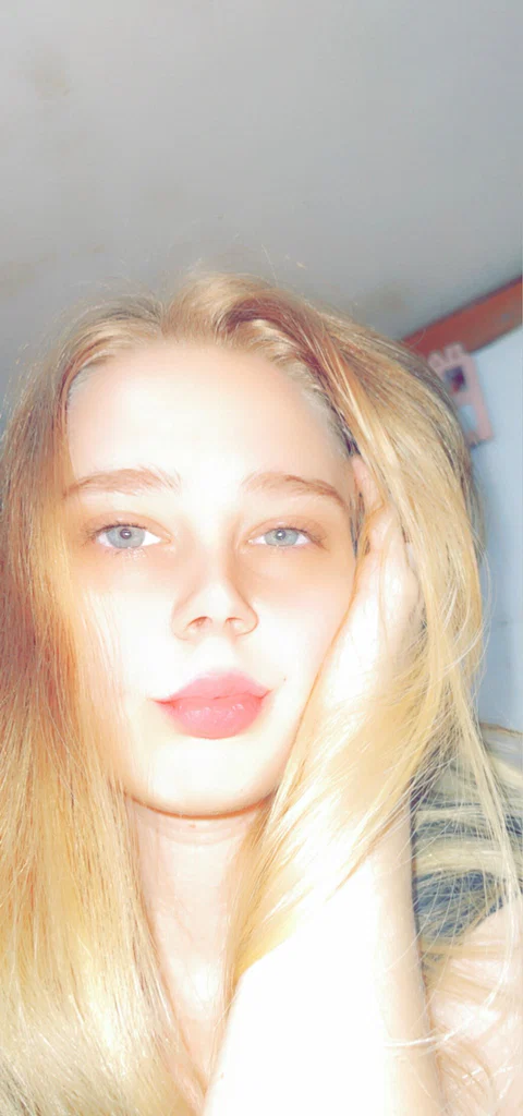Rosie's avatar
