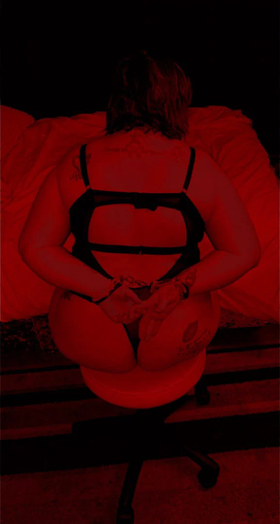 BOUNCY BELLA profile banner