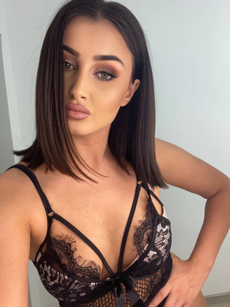 alina_ayl's avatar
