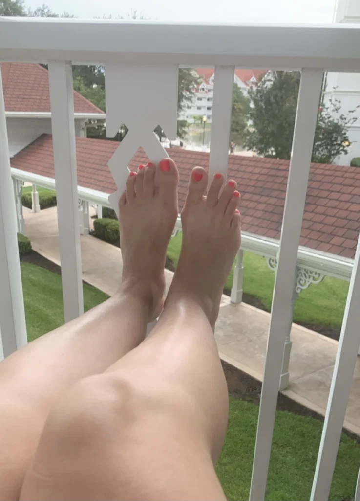 Barefoot Brunette