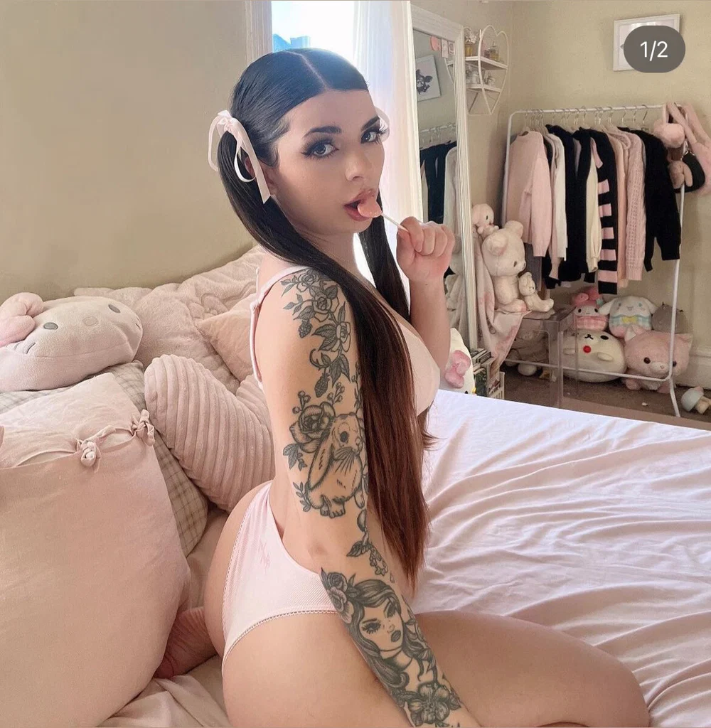 𝓢𝓾𝓫𝓼𝓬𝓻𝓲𝓫𝓮 𝓽𝓸 𝓶𝓪𝓴𝓮 𝓶𝔂 𝓭𝓪𝔂🖤's avatar