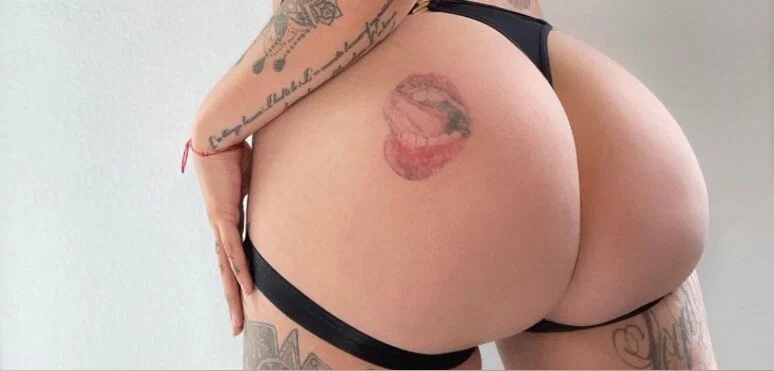 Ana Lorde #1 Boobs on Onlyfans profile banner