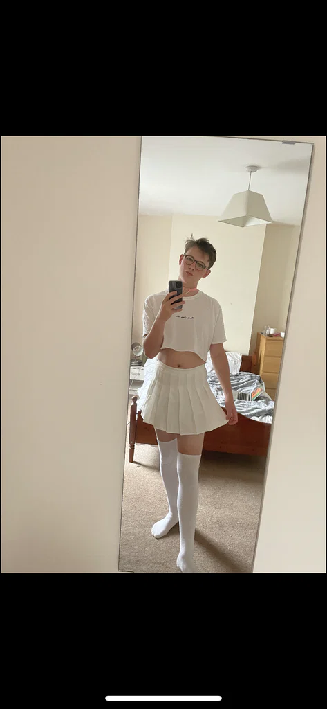 A British Femboy's avatar