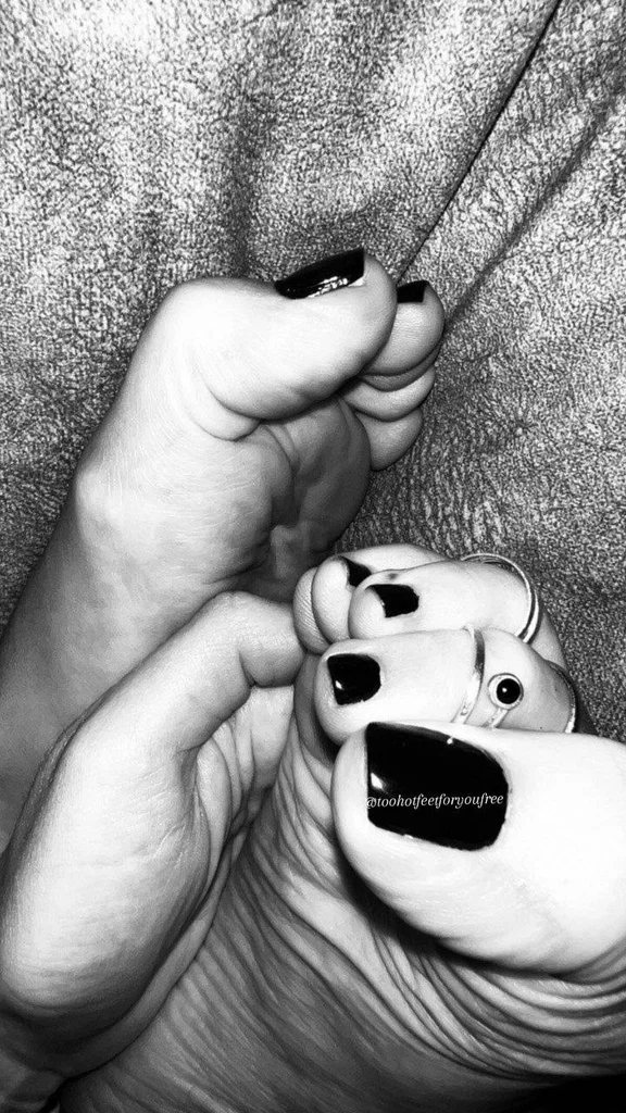 2hotfeet4youBASIC's avatar