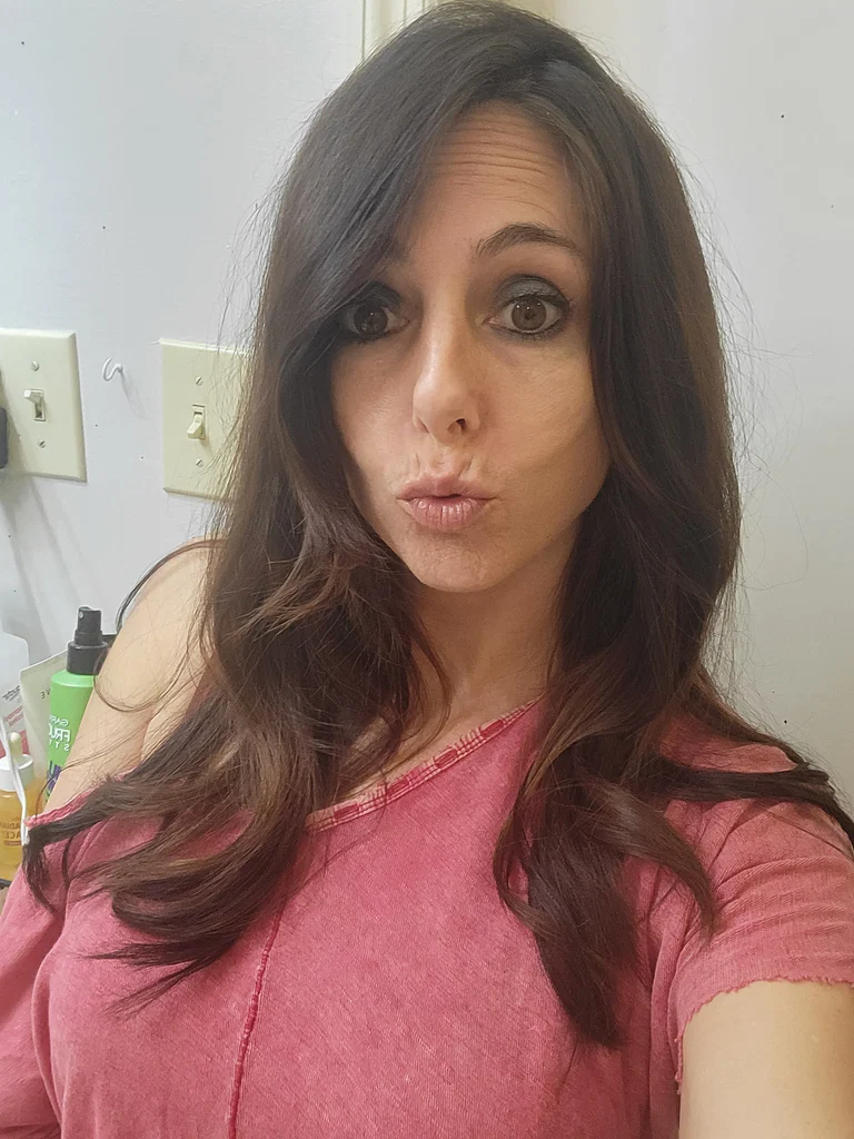 Luscious Leigh's avatar