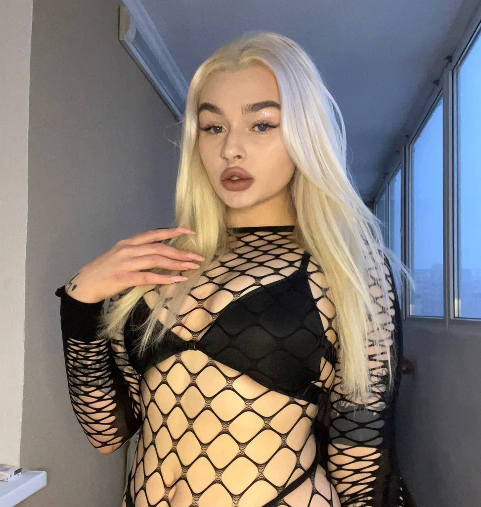 🍒Christina Sweet 🍒's avatar
