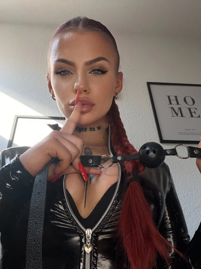 ⚜️Lady Diavolo⚜️'s avatar