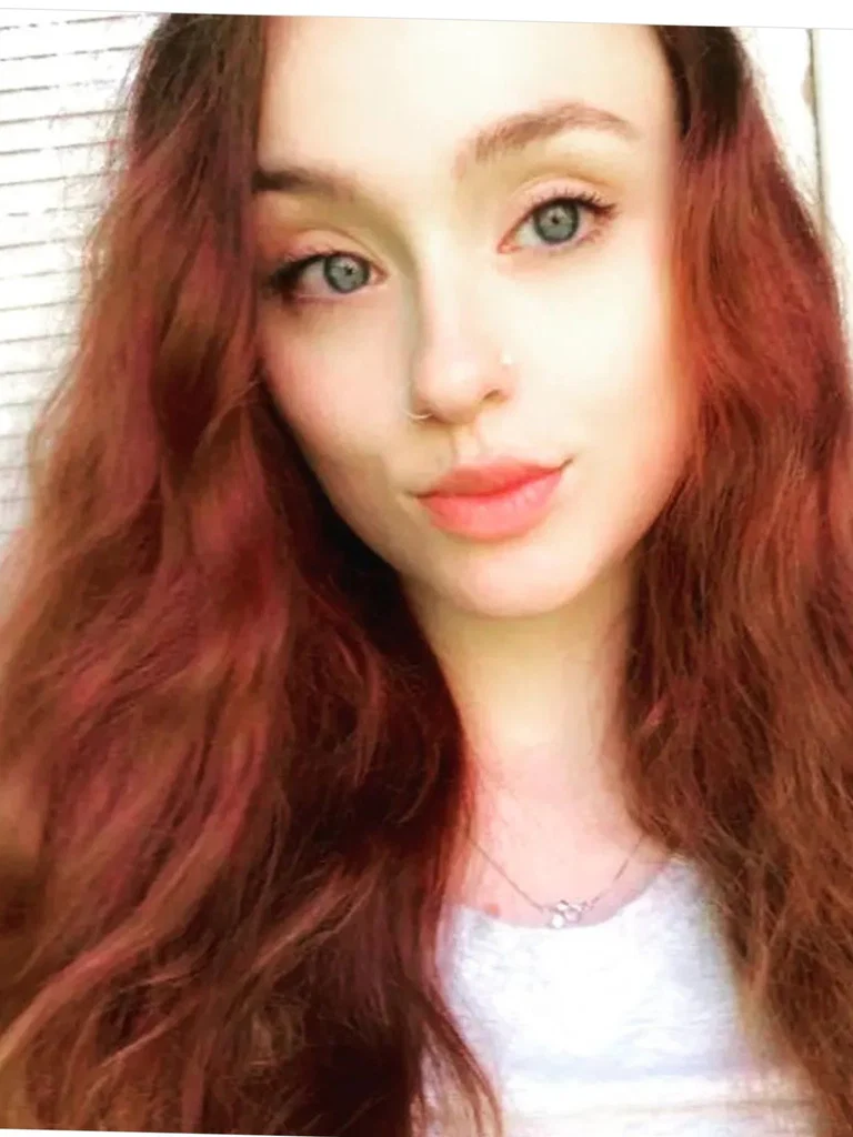 Erika Elise's avatar