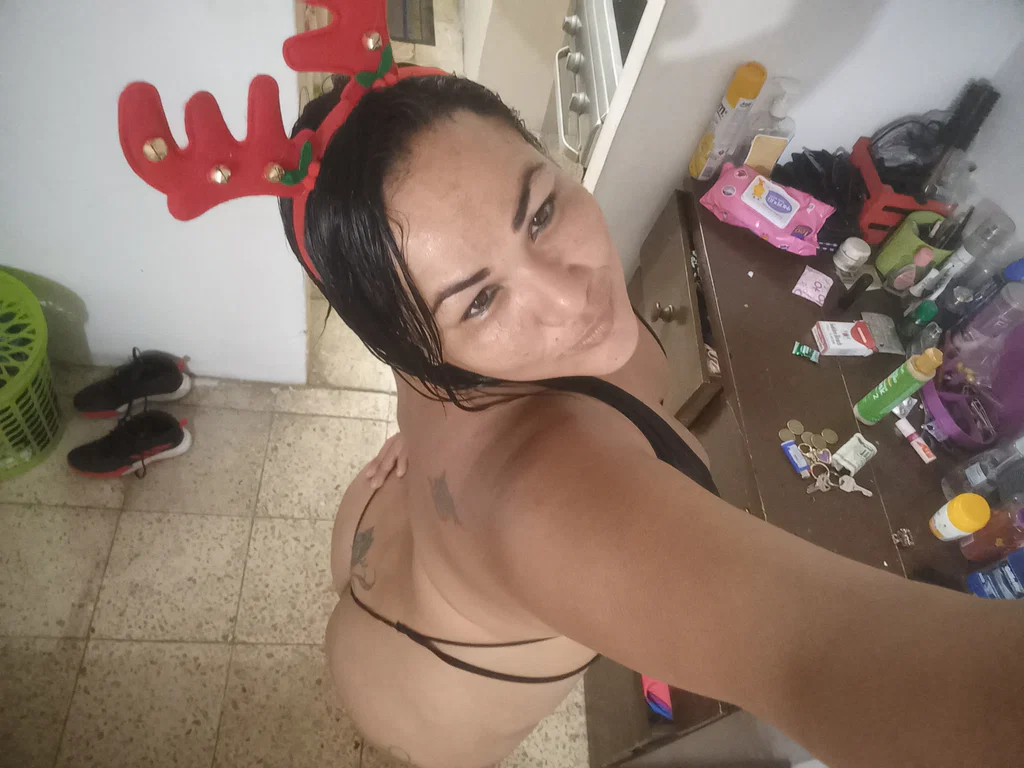 Aracely's avatar