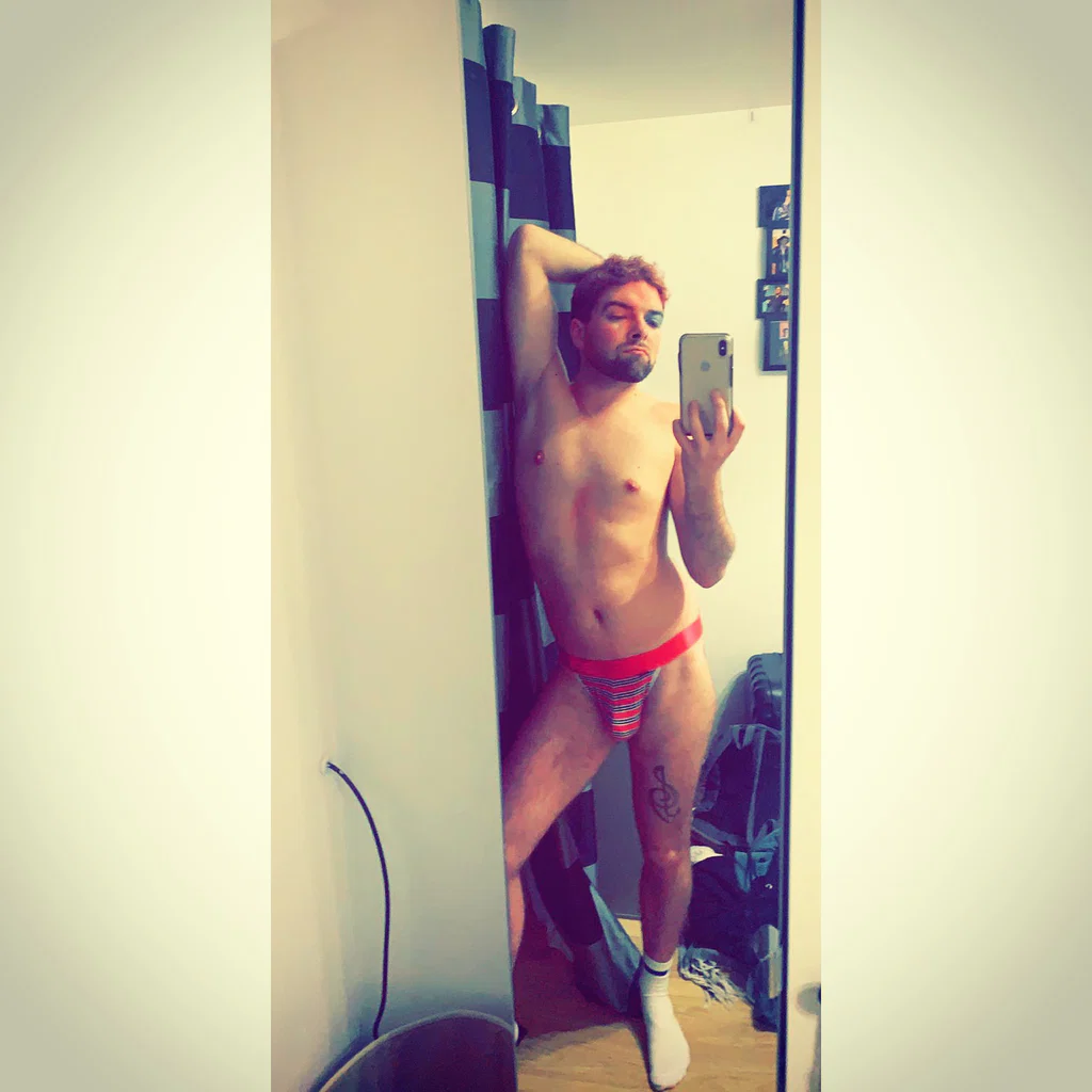 Ry's avatar