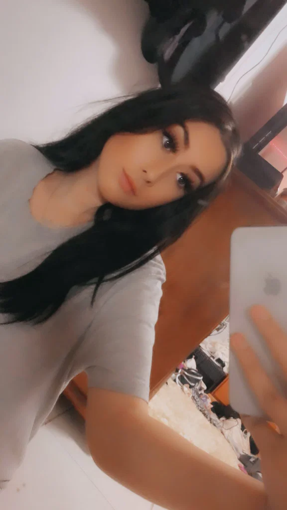 Krystle Monks's avatar