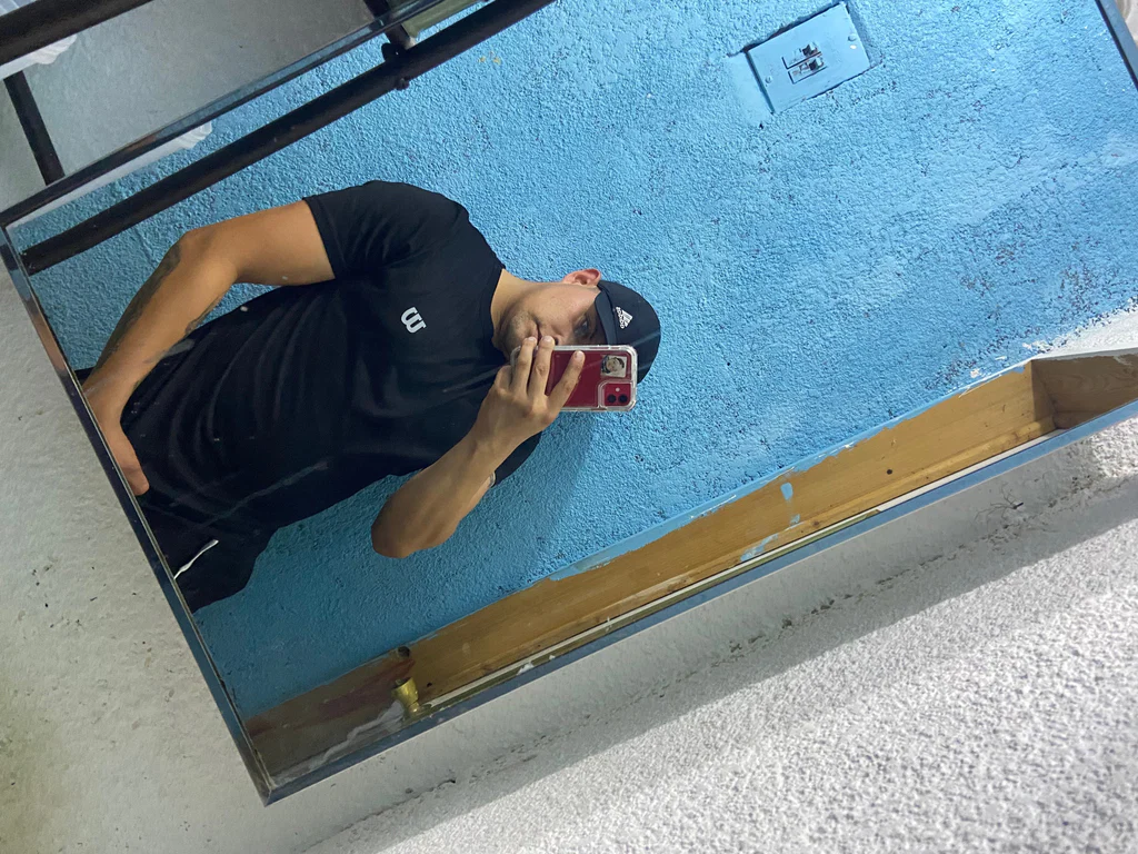 Alberto rivera's avatar