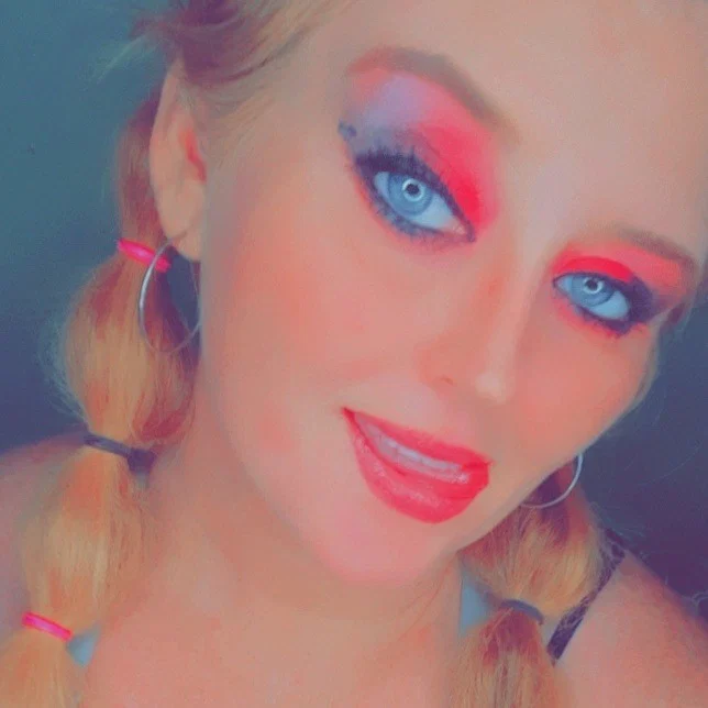 Red Seduction