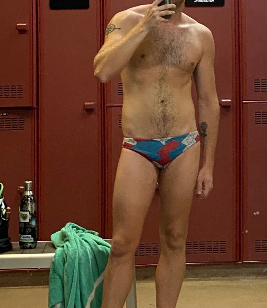 Ex swimmer's avatar