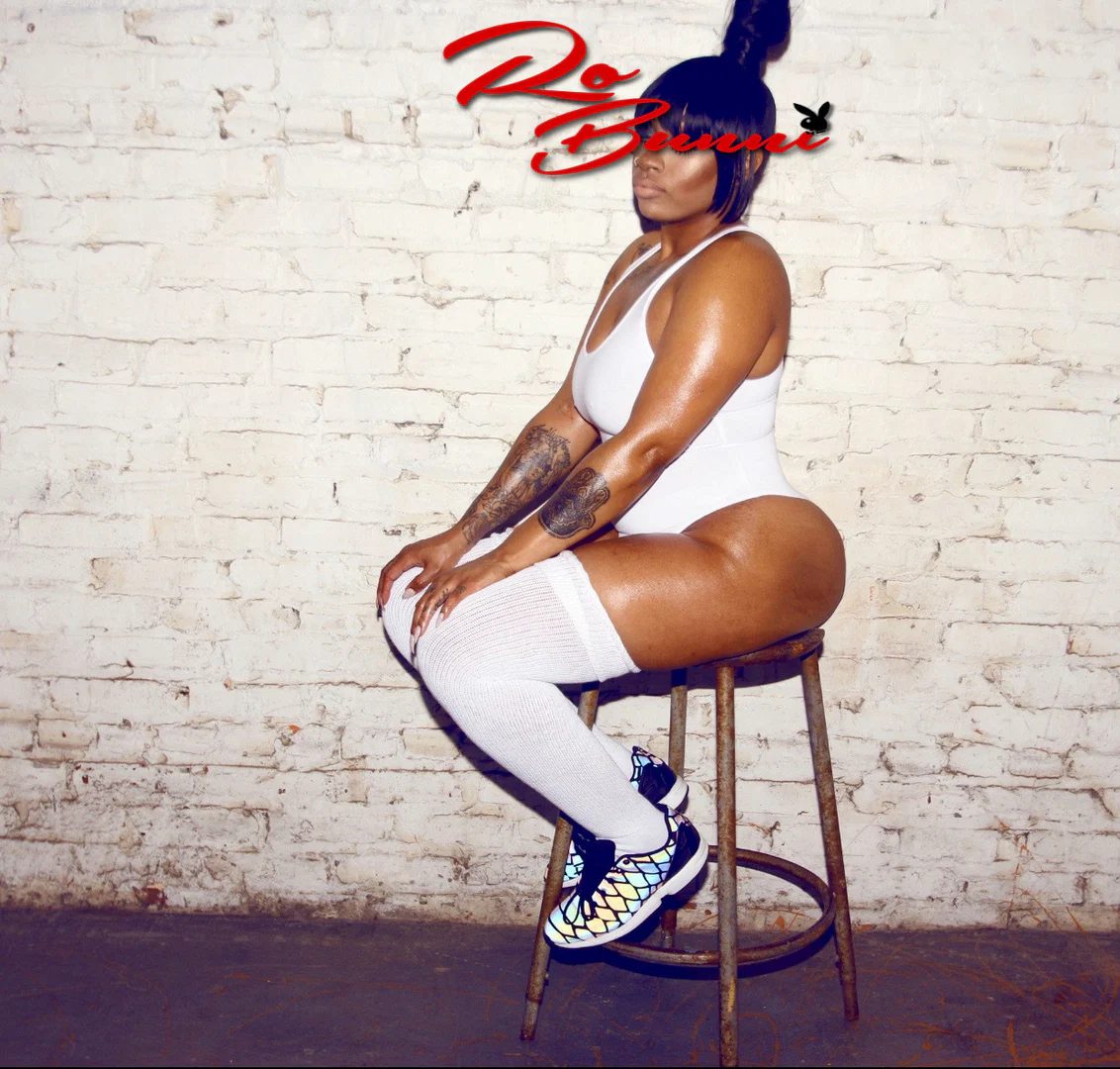Ro Bunni profile banner