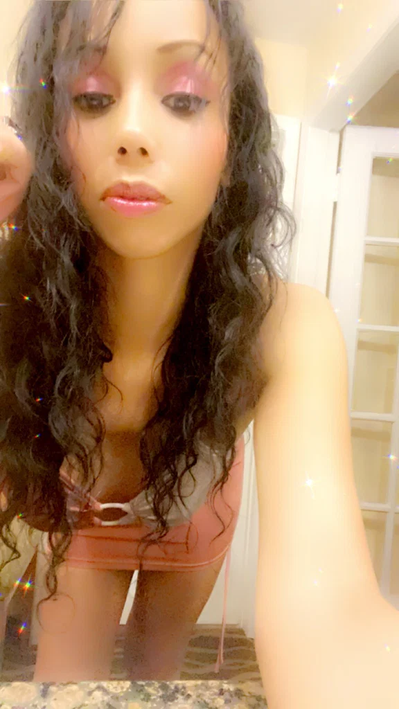 Alicia Isabel's avatar