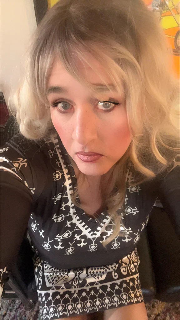 Veronica vaughn's avatar