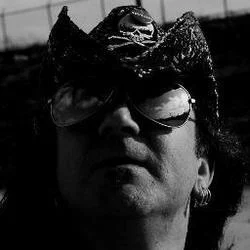 Rev Luv's avatar