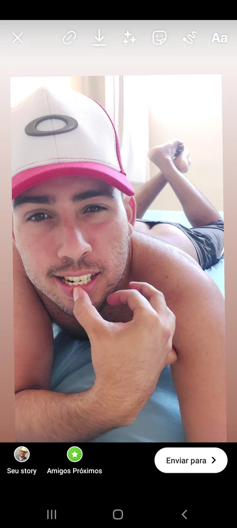 Henrique profile banner