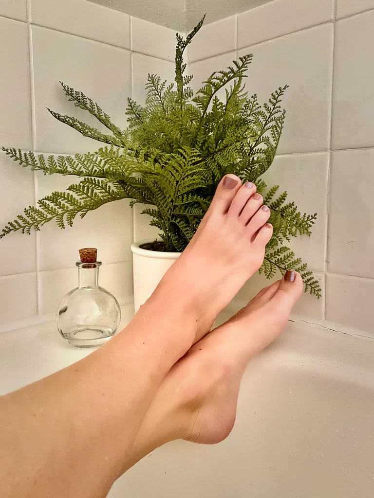Jolene Rose's avatar