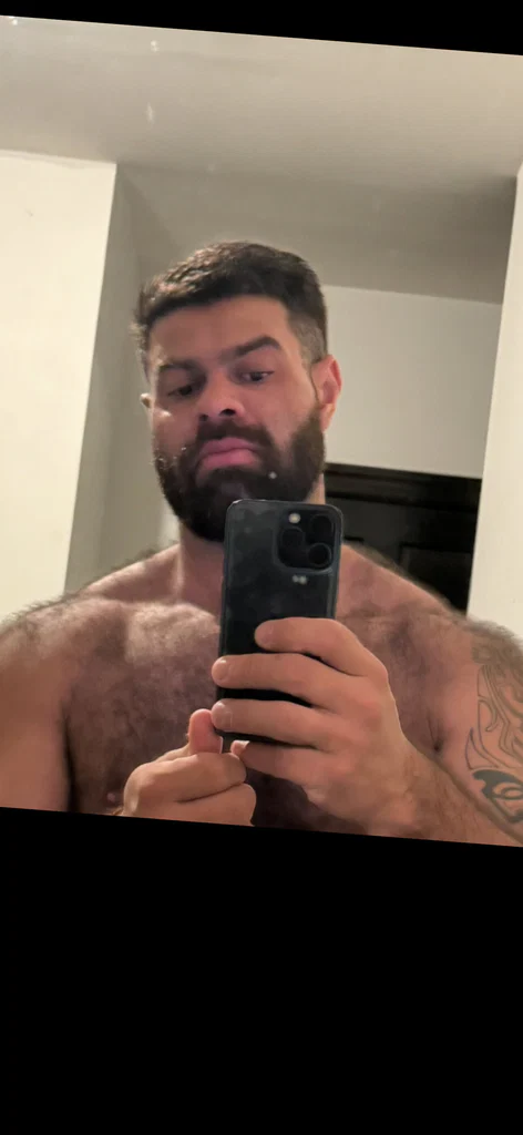 Hung Brazilian's avatar