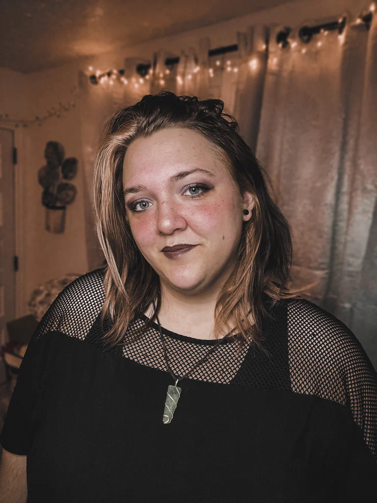 Faye Lostun's avatar