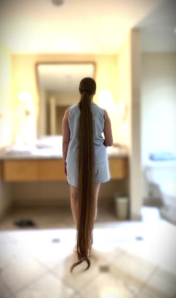 Leona's Long Hair ~ My Long Hair Journey's avatar