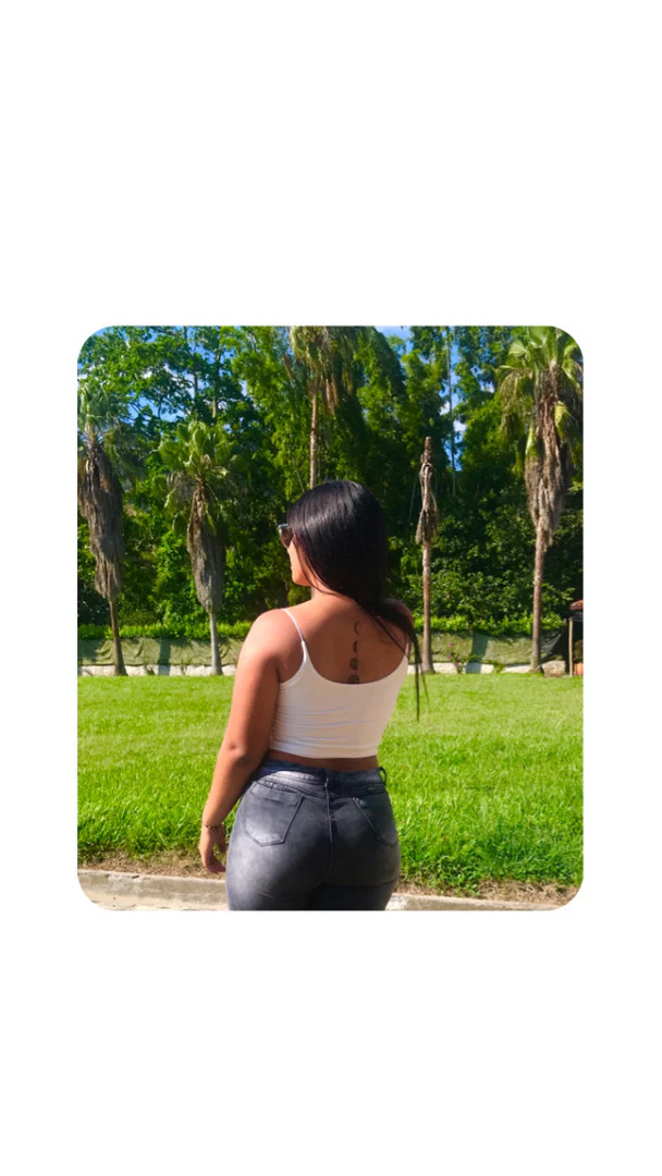 Karen😈 profile banner