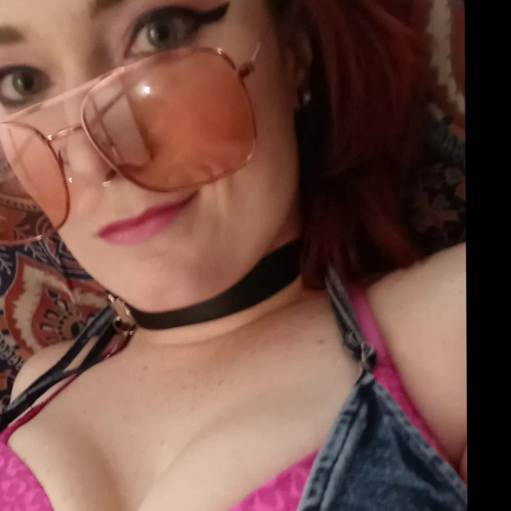 EmmaMoonG's avatar