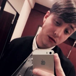 Liam Sheret's avatar