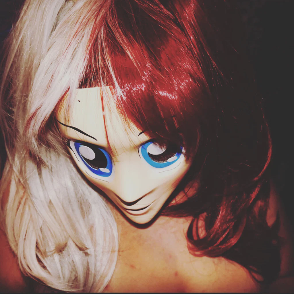 AnnaMae's avatar