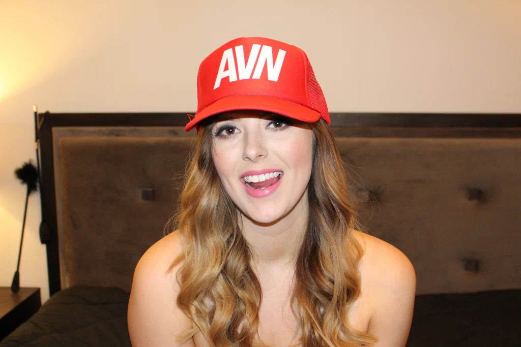 CarlyQuinnVIP's avatar