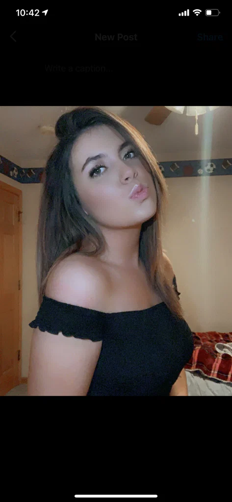 Rebekah's avatar