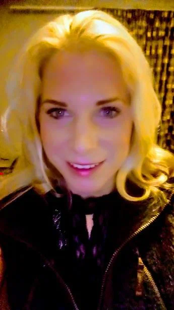Monroe Pearl's avatar