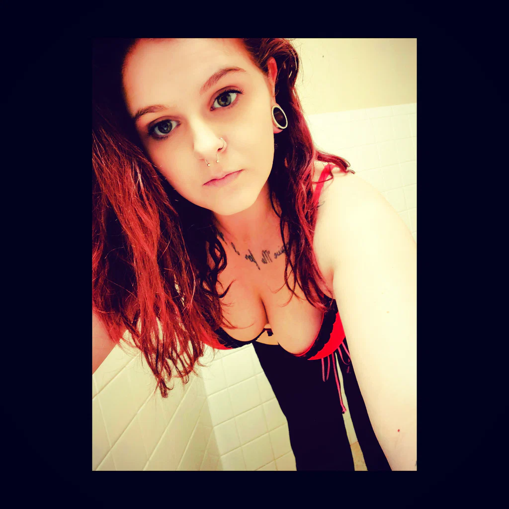 CourtBae😛's avatar